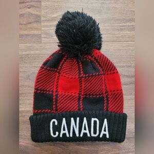 Canada Plaid Pom-Pom Beanie - Red and Black
